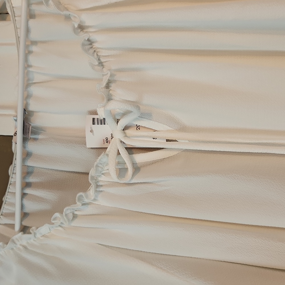 NWT Avenue Blouse - Picture 2 of 4